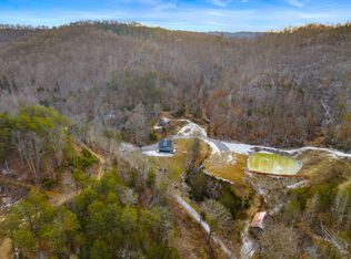 260 Shepard Ln, Thorn Hill, TN 37881