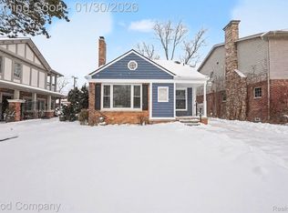 13146 Elgin Ave, Huntington Woods, MI 48070