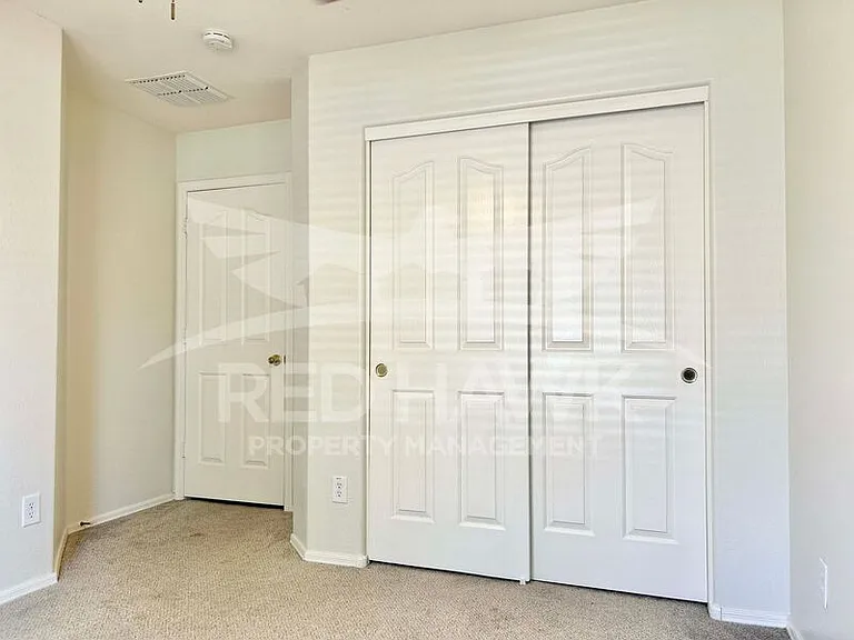 38564 N La Grange Ln — Photo 16