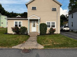 22 Cortland St, Carbondale, PA