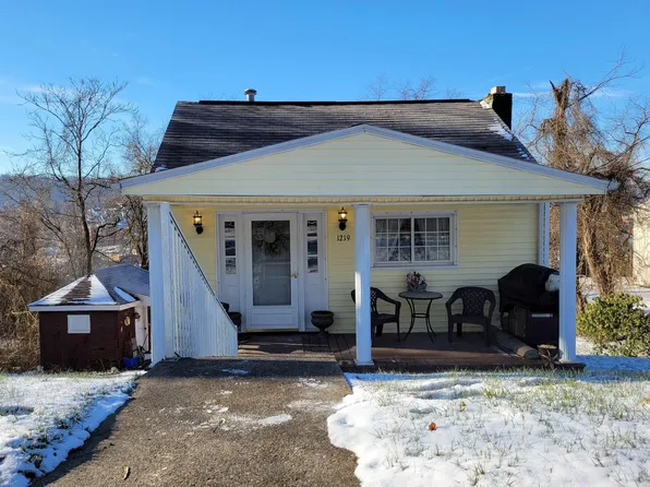 1219 N Ohio Ave, Clarksburg, WV 26301