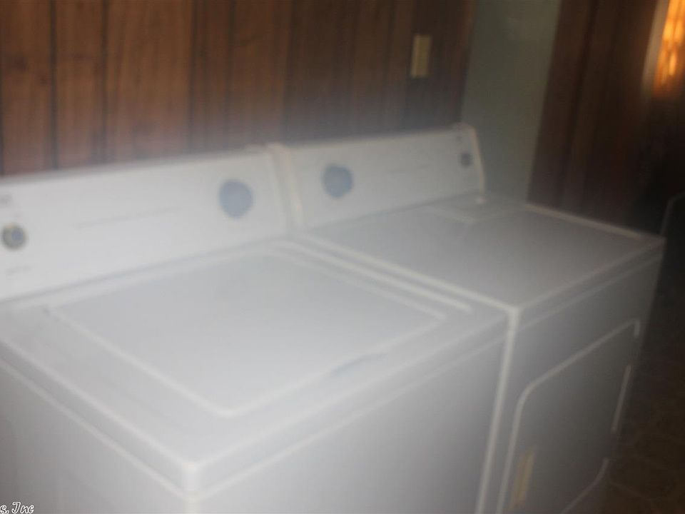 2nd image of 135 Belmont Rd