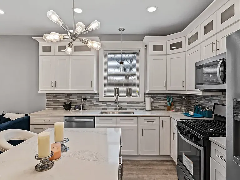 1244 S Washtenaw Ave #2 — Photo 2