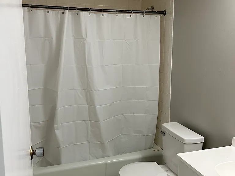 3301 Beechwood Blvd #402 — Photo 8