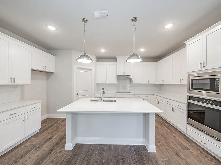 241 Gardenia Dr — Photo 12