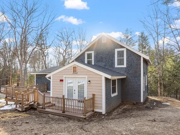 1031 Silver Lake St, Athol, MA 01331
