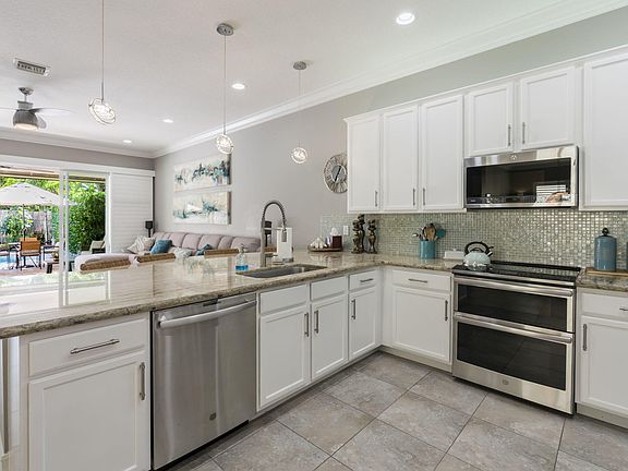 4th image of 8212 Adrina Shores Way