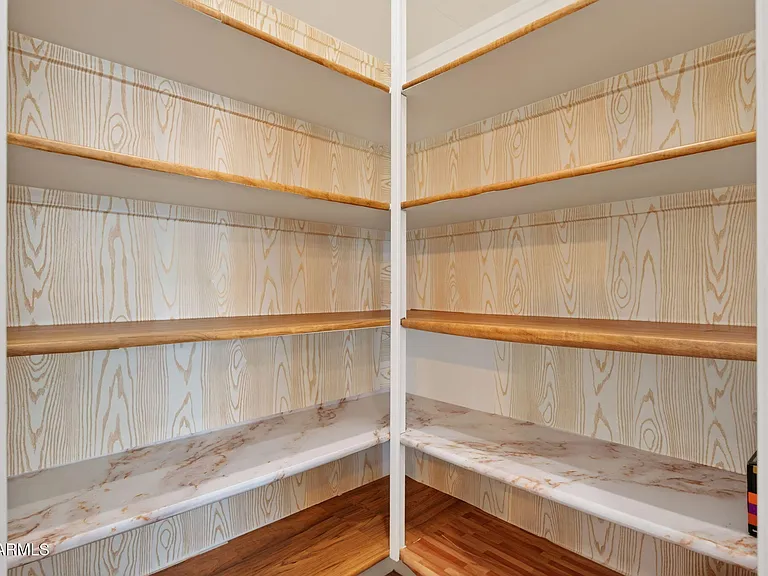203 E Birchwood Pl — Photo 12