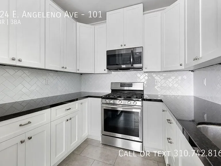 524 E Angeleno Ave #101 — Photo 3