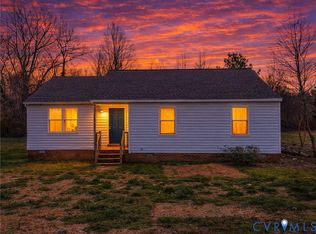 88 Healys Trace Ln, Locust Hill, VA 23092