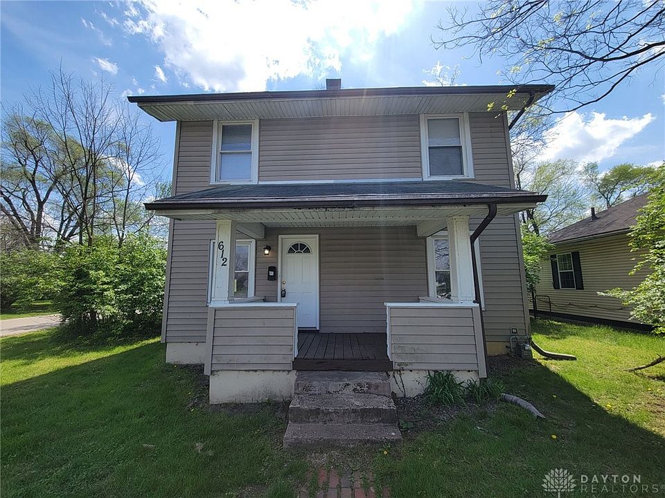 1st image of 612 17th Ave