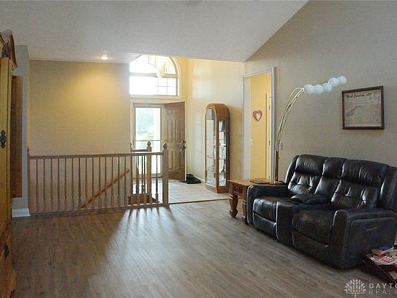 5th image of 8866 Yankee Rose Ct