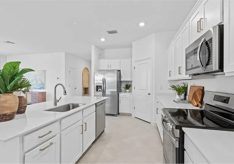32 Dollar Ct — Photo 5