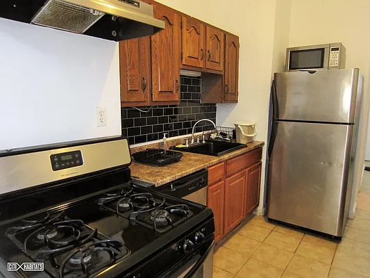 Rented by Citi Habitats | media 4