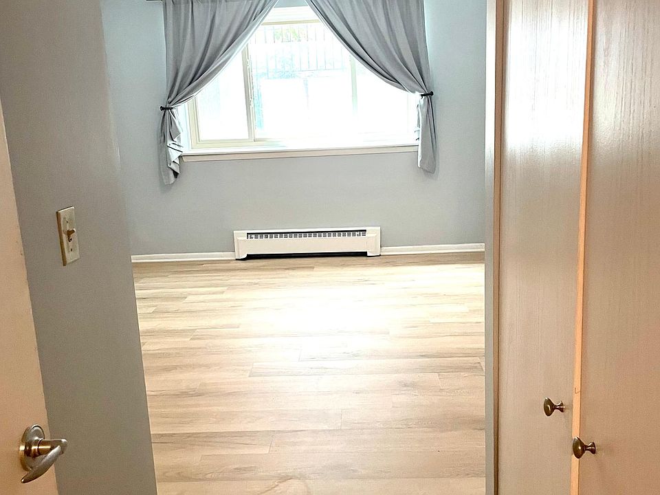 1st image of 4400 Upton Ave S APT 105
