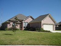 1st image of 2918 Oakwood Dr
