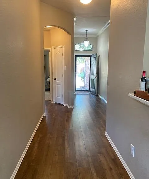 2744 Cascade Cove Dr — Photo 3