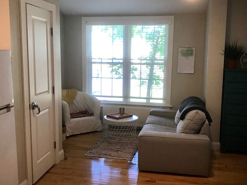 1st image of 5 Pleasant Ave #111