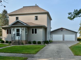 320 North St E, Amboy, MN 56010