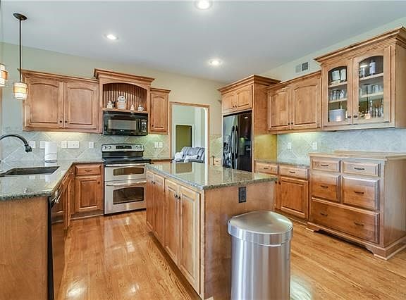 5th image of 7604 Pheasant Ct