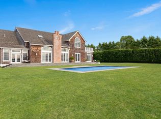 8 Whispering Fields Ct, Water Mill, NY 11976