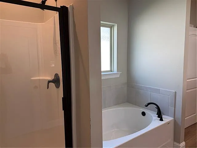 557 Claiborne Trails Dr — Photo 23