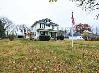 2958 Sturdy Rd, Valparaiso, IN 46383