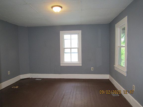 Front Bedroom