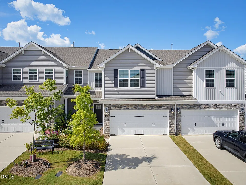 722 Andrade Dr