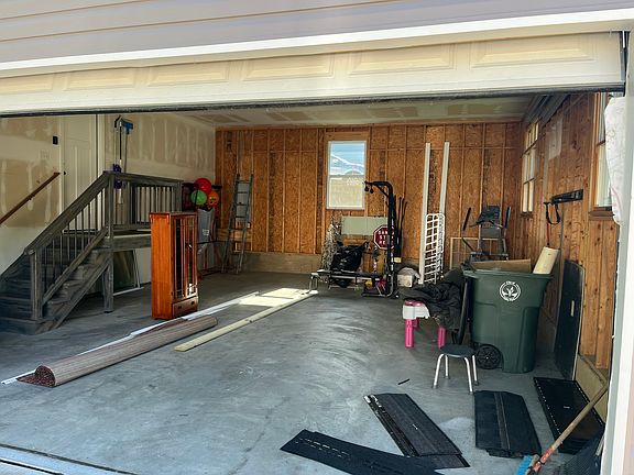 4th image of 47 Boyd Ave