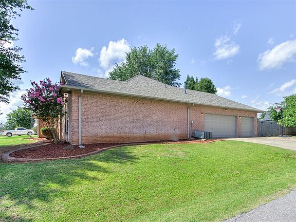 4th image of 4201 Ranch Dr