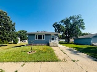 3108 7th St, Columbus, NE 68601