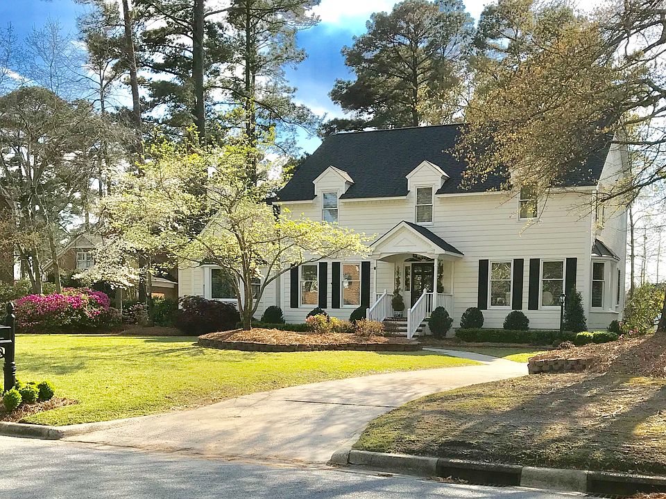 1st image of 702 Daventry Dr