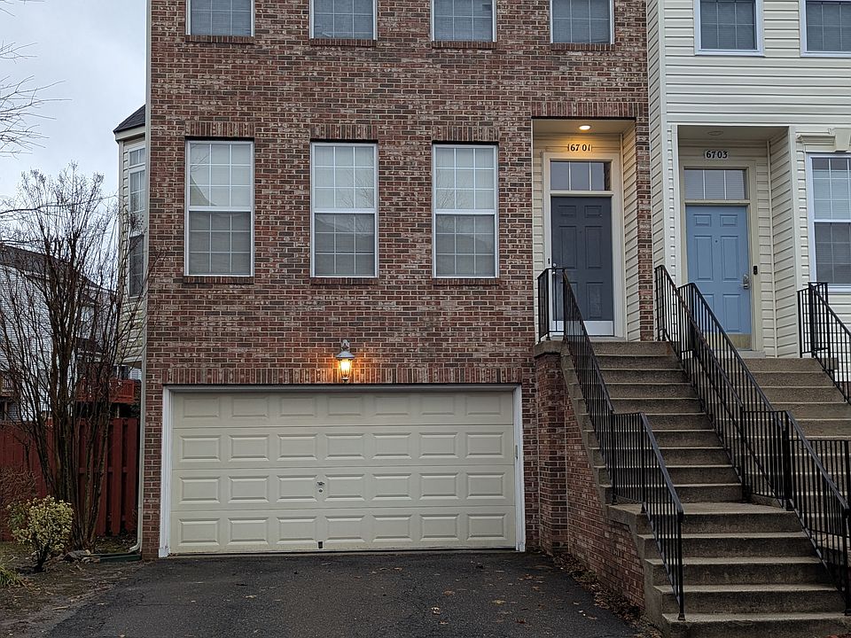 End unit, front of home, 2-car garage