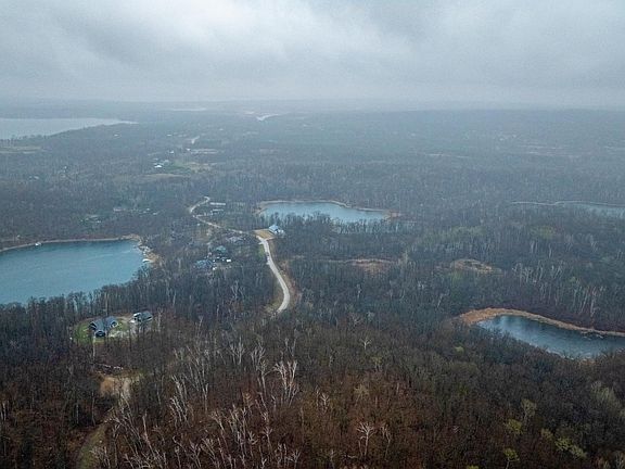 4th image of TRACT Carlson Dr #A