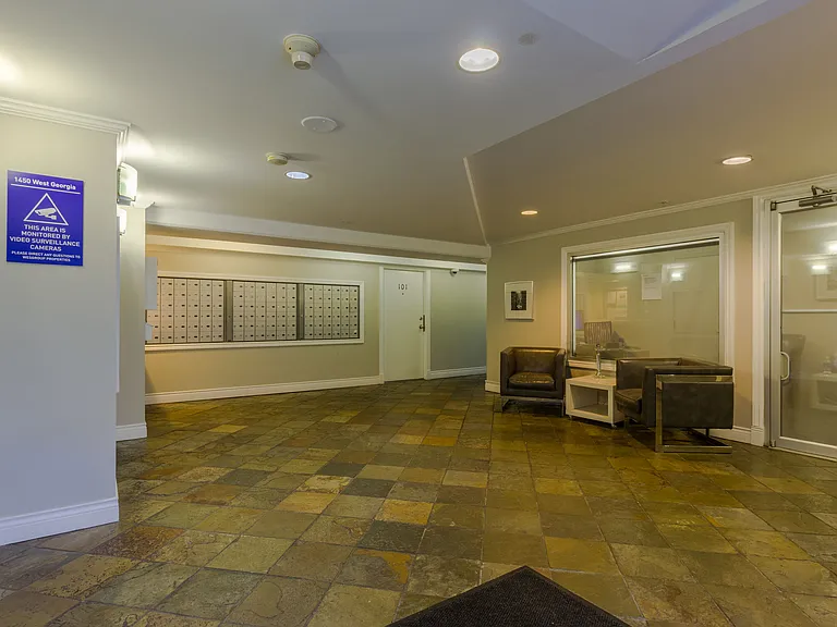 1450 Georgia St W — Photo 18