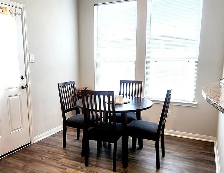207 Tejas Village Pkwy — Photo 8