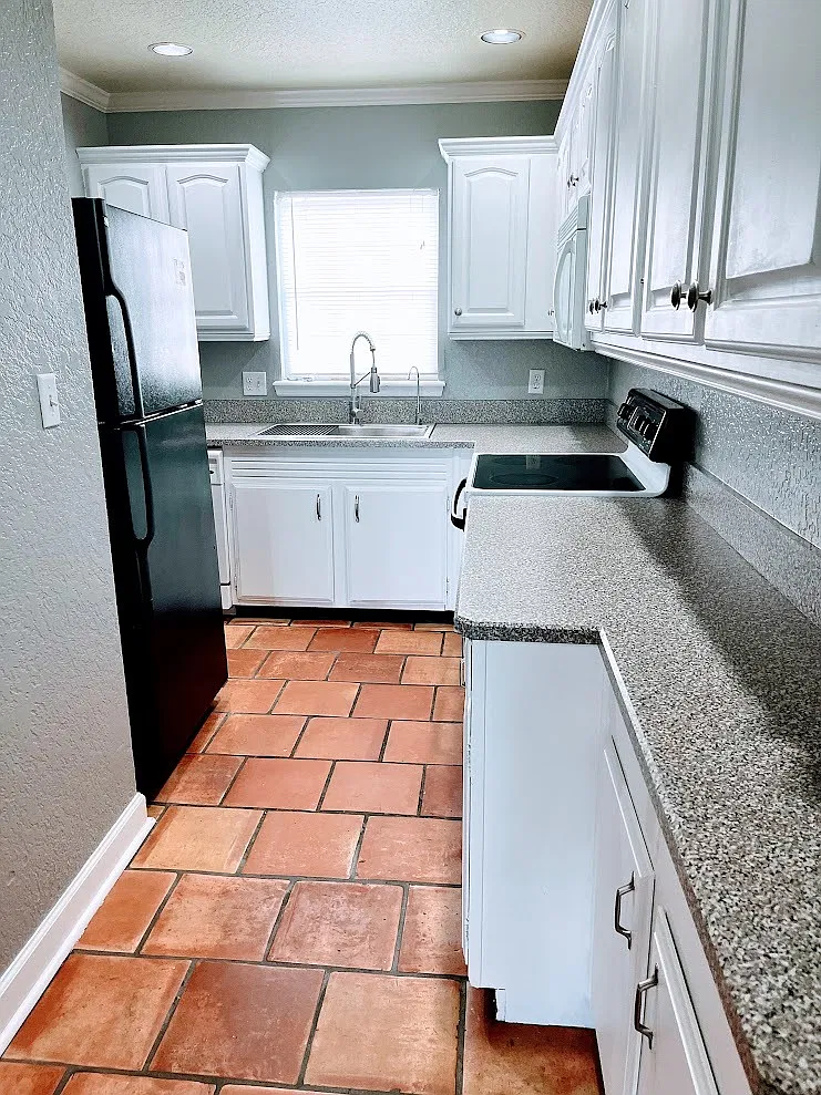 1226 Villa Lane - 138 — Photo 4