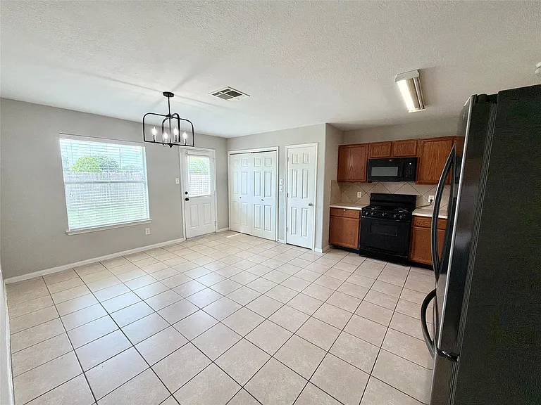 19538 Plantation Cove Ln — Photo 8