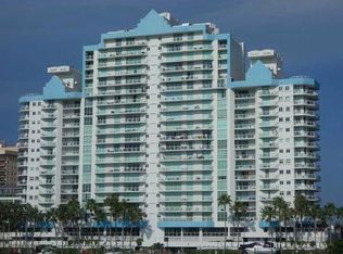 900 Collins Ave, Miami Beach, FL 33139
