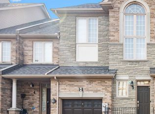 15 Pottery Pl #4, Vaughan, ON L4L 9J6