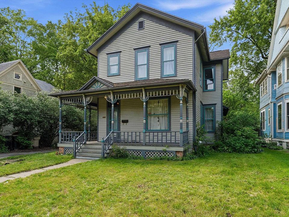 1st image of 716 W Colfax Ave