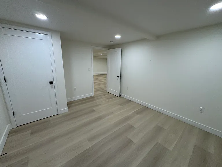 7570 Snow Ave — Photo 41