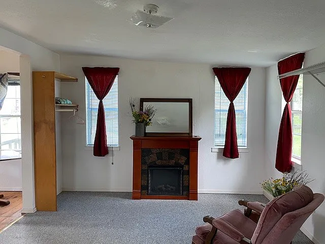 1 bed, 700 sqft, $995 — Photo 4