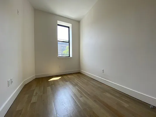 Rented by Lofts and Flats LLC | media 17