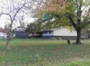 222 Mellwood Dr, Greenville, KY 42345