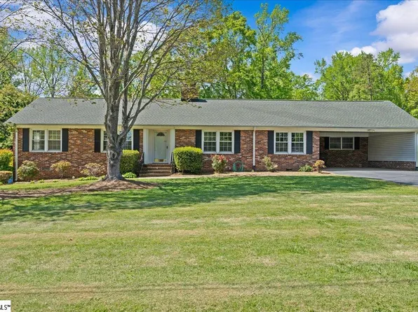 6 Barbara Ave, Greenville, SC 29615