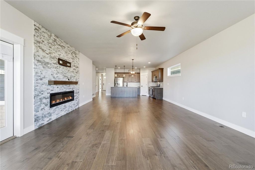 1908 Tidewater Lane