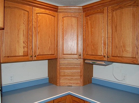 5th image of 3937 Frederica St