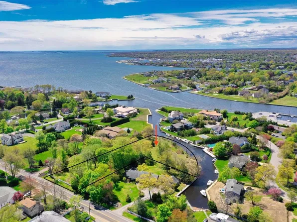 274 Ocean Avenue, Islip, NY 11751